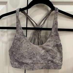 Lululemon size 6 yoga bra